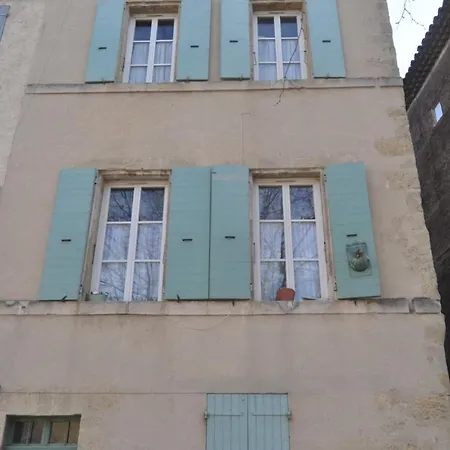 Le Platane Apartment *