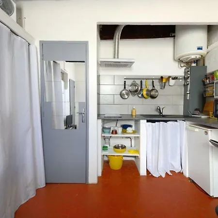 Le Platane Apartment *